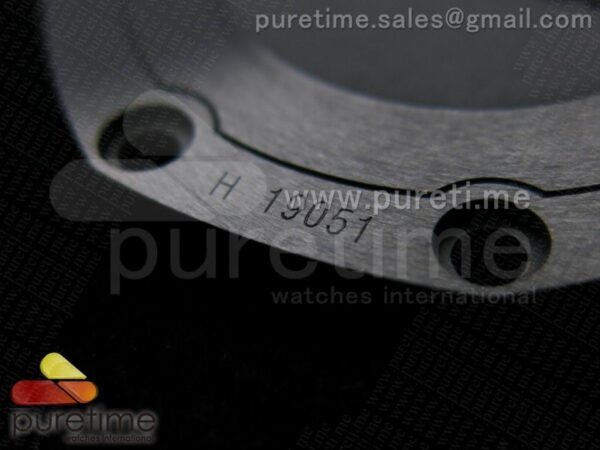 Royal Oak Offshore Bumble Bee - Image 17