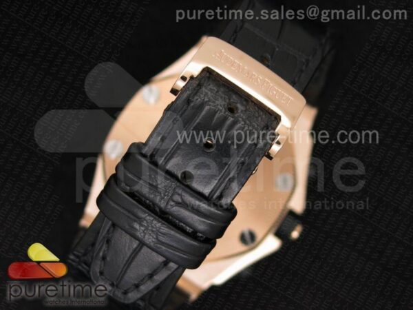 Royal Oak Offshore RG Full Paved Diamonds - Image 35