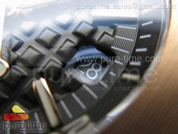 Royal Oak Offshore Diver Noob - Image 4