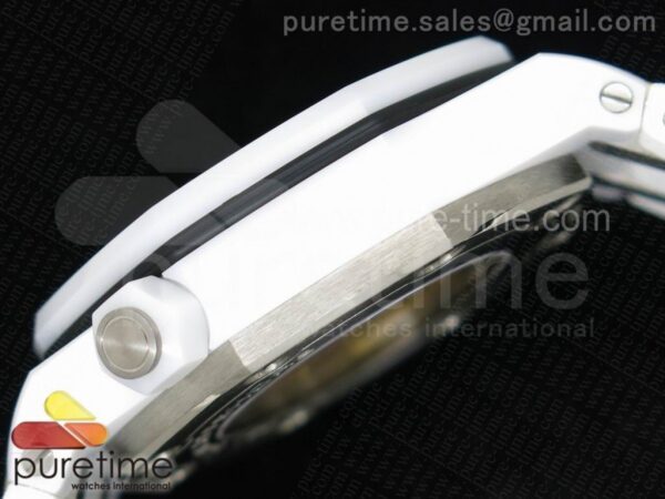 Royal Oak Offshore Diver White Ceramic - Image 5