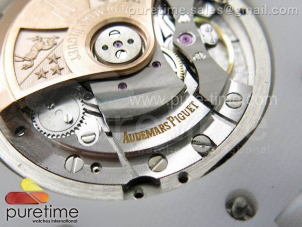 Royal Oak Offshore Diver White Ceramic - Image 10