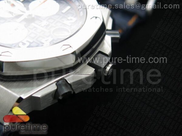 Royal Oak Offshore 2014 "Navy" JF - Image 9