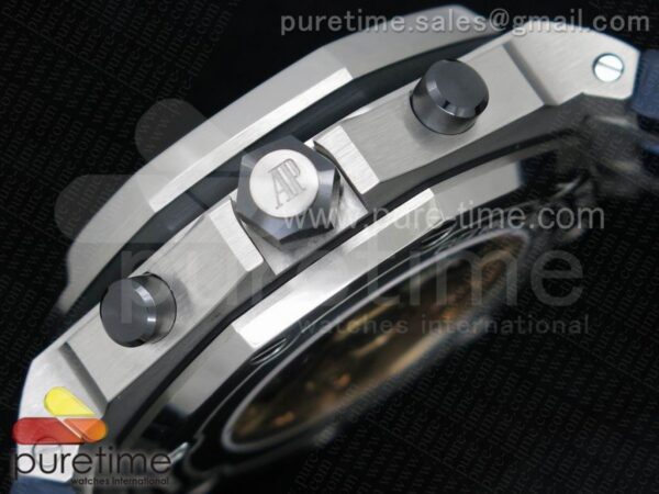 Royal Oak Offshore 2014 "Navy" JF - Image 10