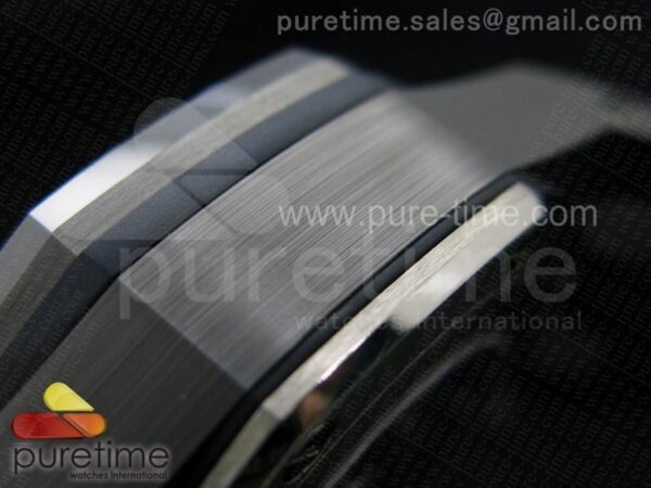 Royal Oak Offshore 44mm Real Ceramic - Image 13