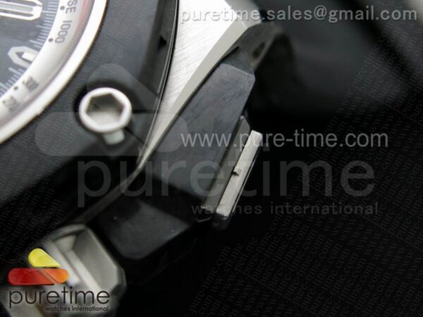 Royal Oak Offshore Grand Prix - Image 17