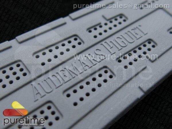 Royal Oak Offshore LeBron James Cermet - Image 33