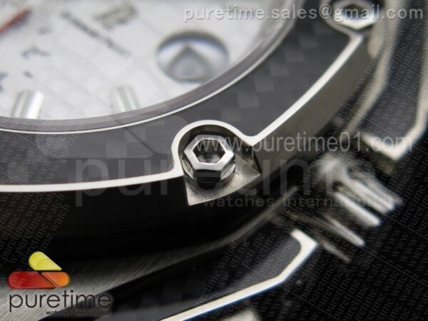 Royal Oak Offshore Juan Pablo Montoya - Image 6