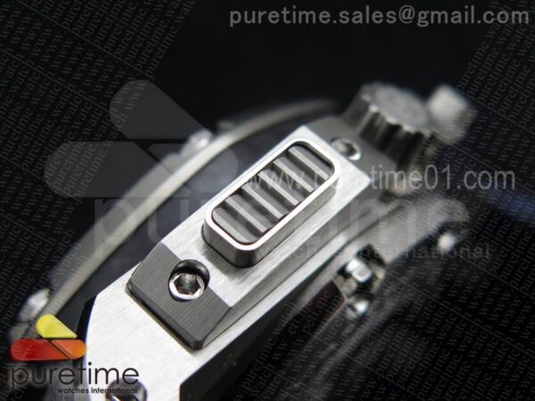 Royal Oak Offshore Juan Pablo Montoya SS JF - Image 10