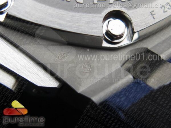 Royal Oak Offshore Juan Pablo Montoya SS JF - Image 19