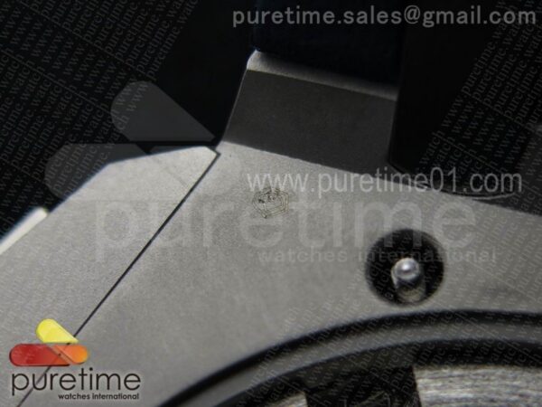 Royal Oak Offshore 44mm SS Michael Schumacher Blue - Image 19