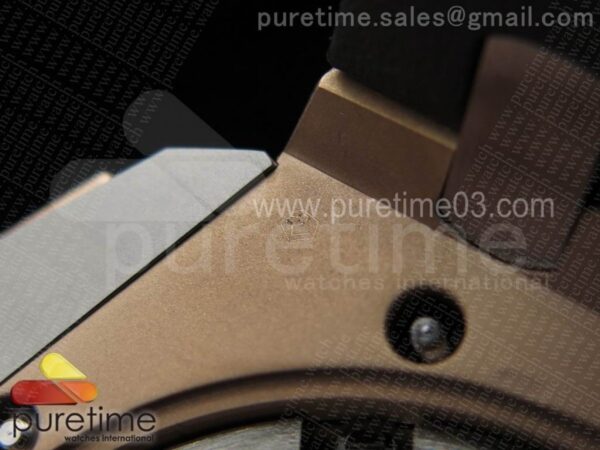 Royal Oak Offshore 44mm RG Cermet Bezel Michael Schumacher - Image 17