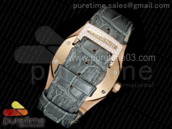 Royal Oak 41mm 15402 RG Full Paved Diamonds - Image 31