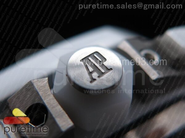 Royal Oak Offshore 44mm Updated White Ceramic - Image 13