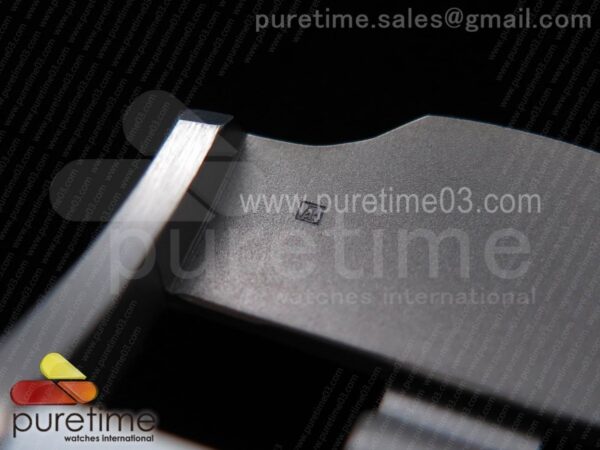 Royal Oak Offshore 44mm Updated White Ceramic - Image 32