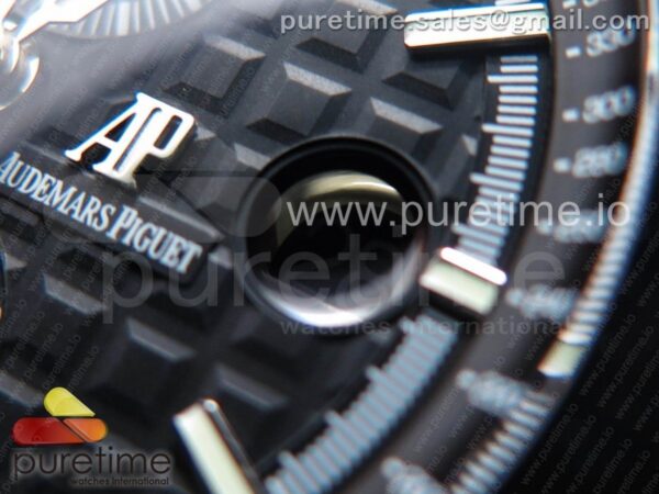Royal Oak Offshore 44mm Forged Carbon - Image 8
