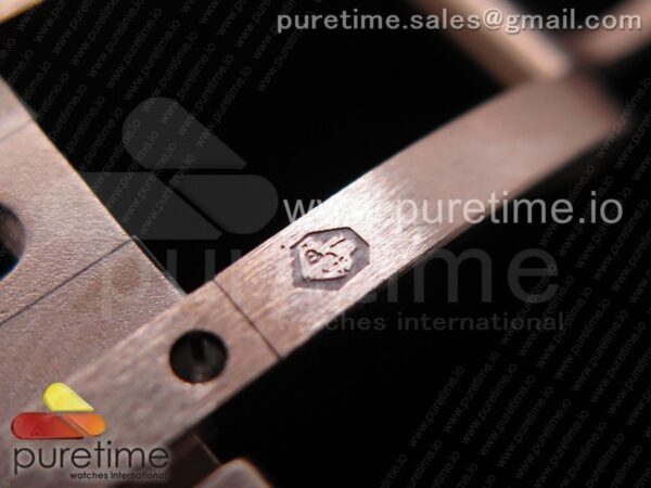 Royal Oak Offshore 2014 Gold Theme - Image 24