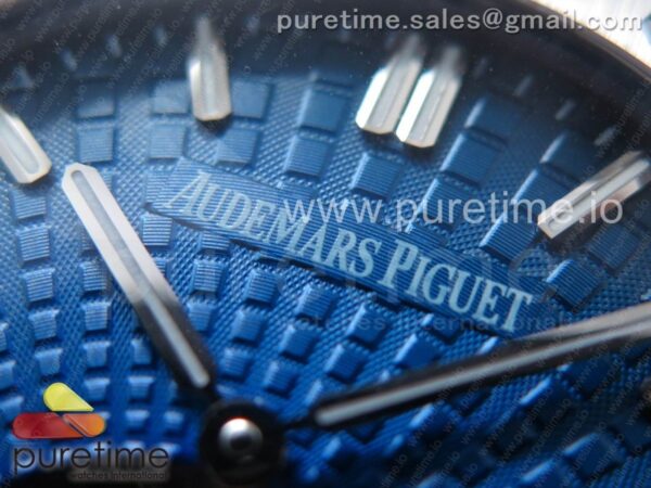 Royal Oak 2018 SIHH SS Tourbillon R8F Blue - Image 3