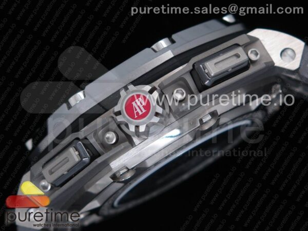 Royal Oak Offshore 44mm Titanium Michael Schumacher - Image 10