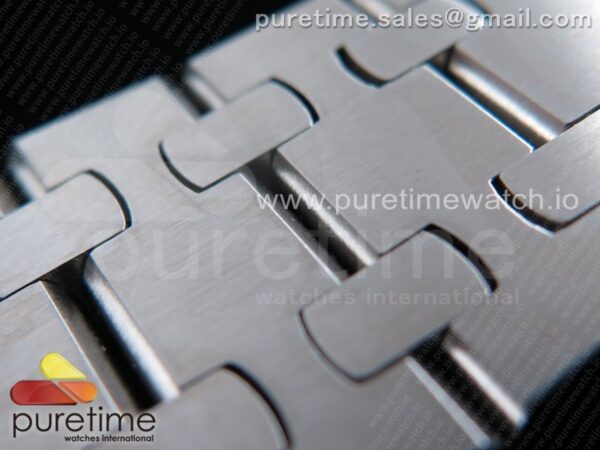 Royal Oak Offshore 25th Anniversary 26237ST - Image 17