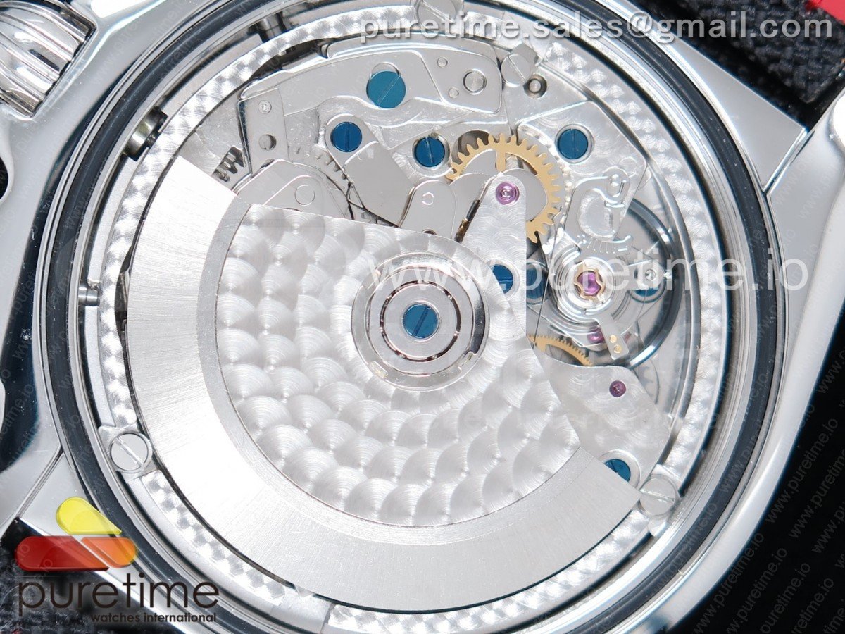 Chronomat 44 Airborne - Image 23