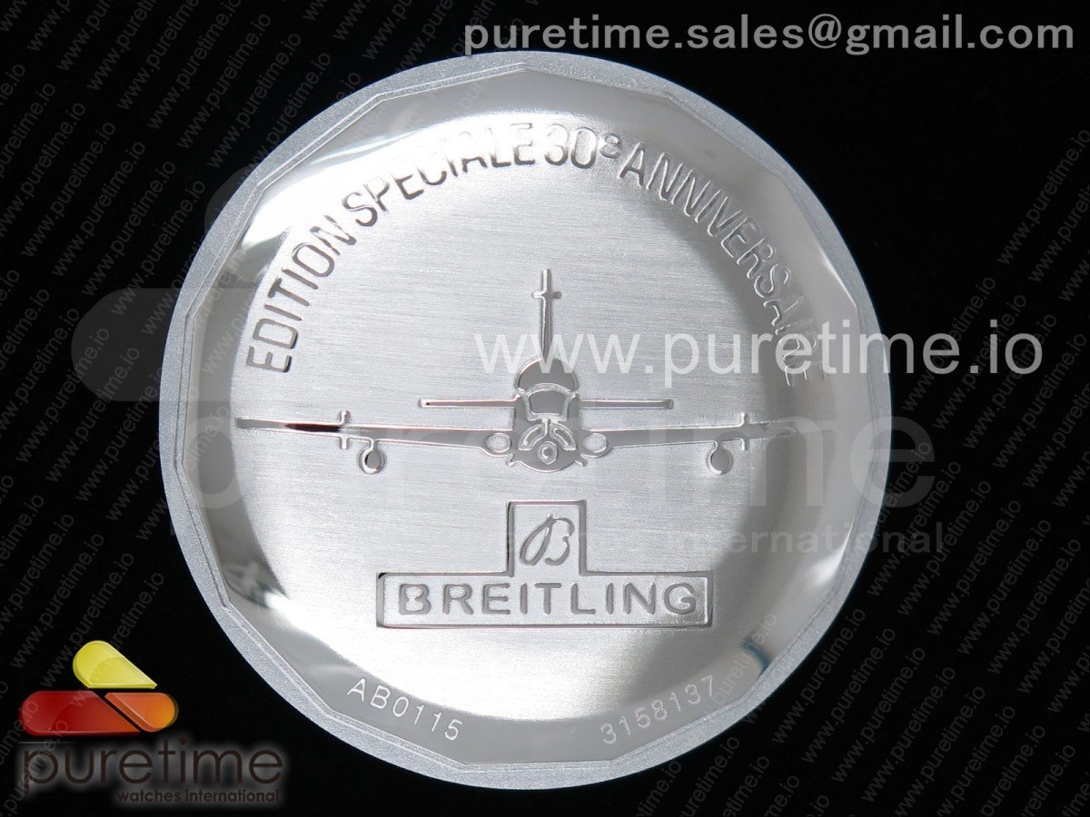 Chronomat 44 Airborne - Image 18