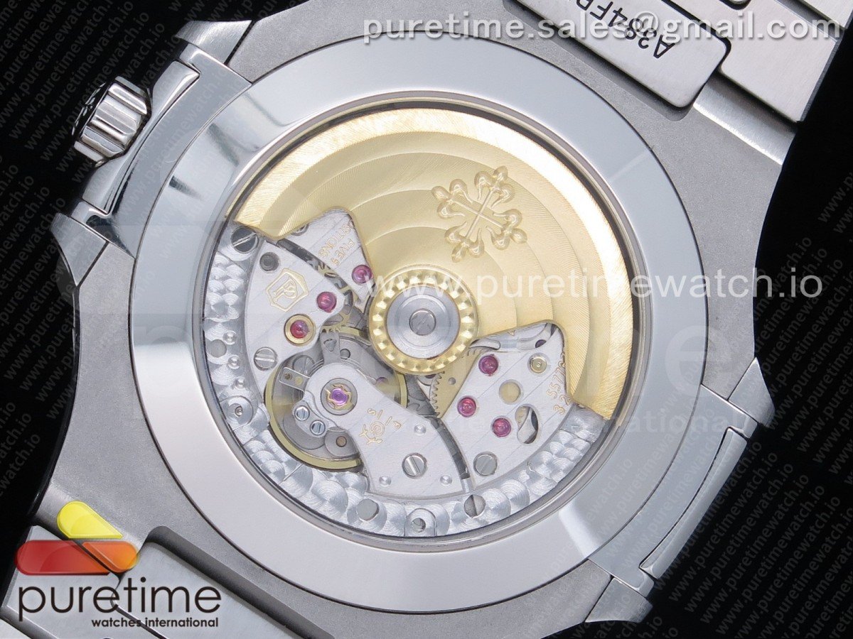 NAUTILUS 5726 COMPLICATED - Image 3