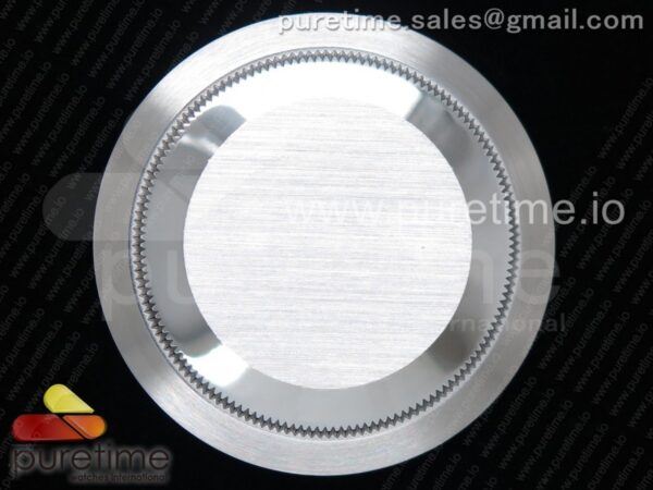 Submariner White Diamonds Bezel - Image 4