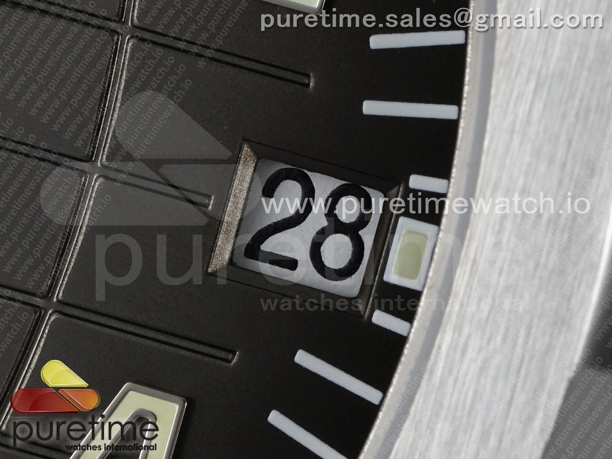 Aquanaut 5167A SS ZF Black Dial on Black Rubber Strap A330