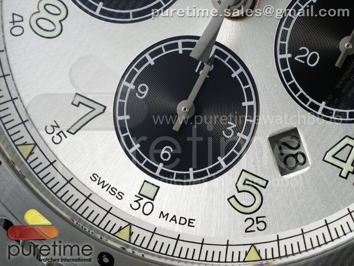 Navitimer 8 Chrono SS EF White Dial on SS Bracelet A7750