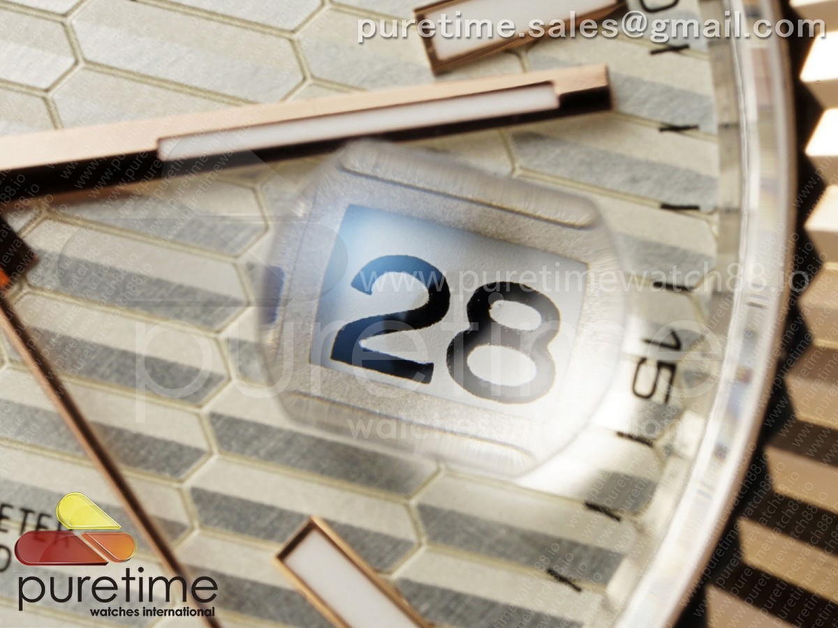 DateJust 41 126331 EWEF Silver Textured Dial on SS/RG Oyster Bracelet A3235