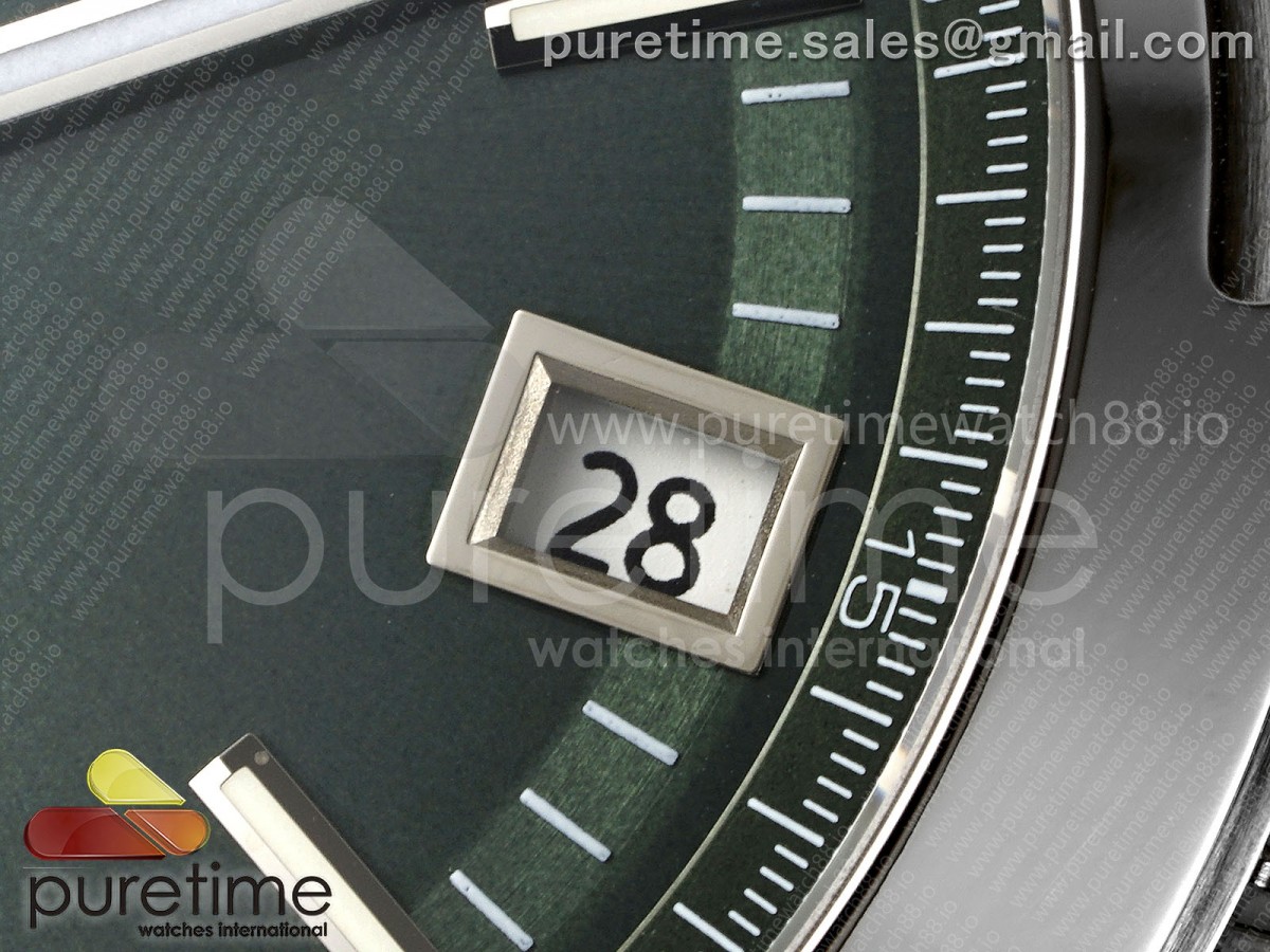 Overseas 4500V SS 8F Green Dial on SS Bracelet A5100