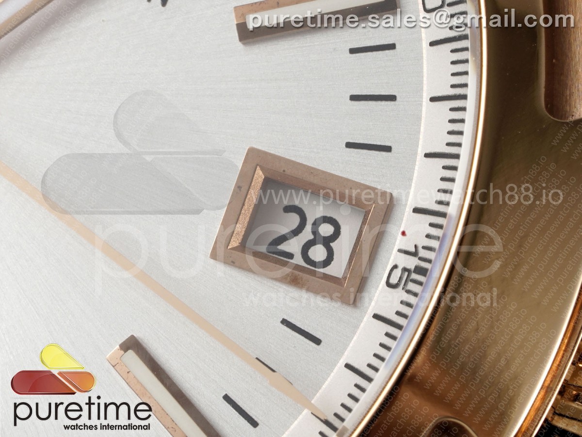 Overseas 4500V RG 8F Silver Dial on RG Bracelet A5100