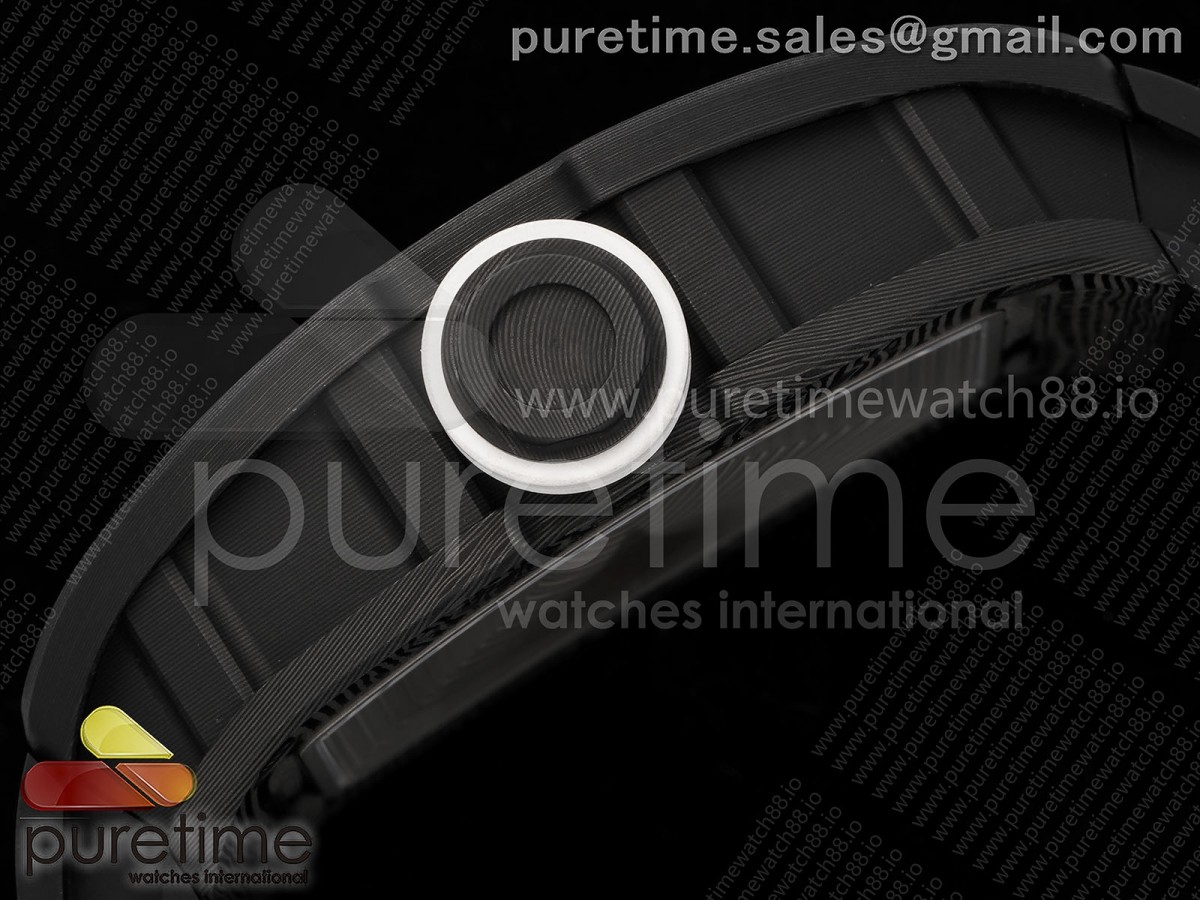 RM055 NTPT RMF White Bezel White Crown on Black Rubber Strap RMUL2