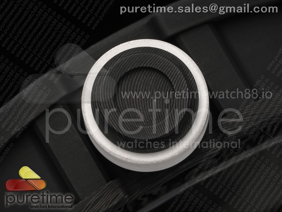 RM055 NTPT RMF White Bezel White Crown on Black Rubber Strap RMUL2