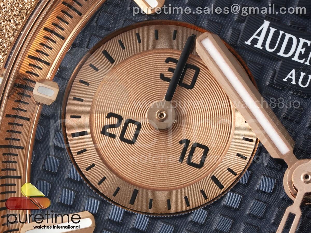 Royal Oak Chrono 26240 Frosted RG APSF Blue Dial on RG Bracelet SA4401