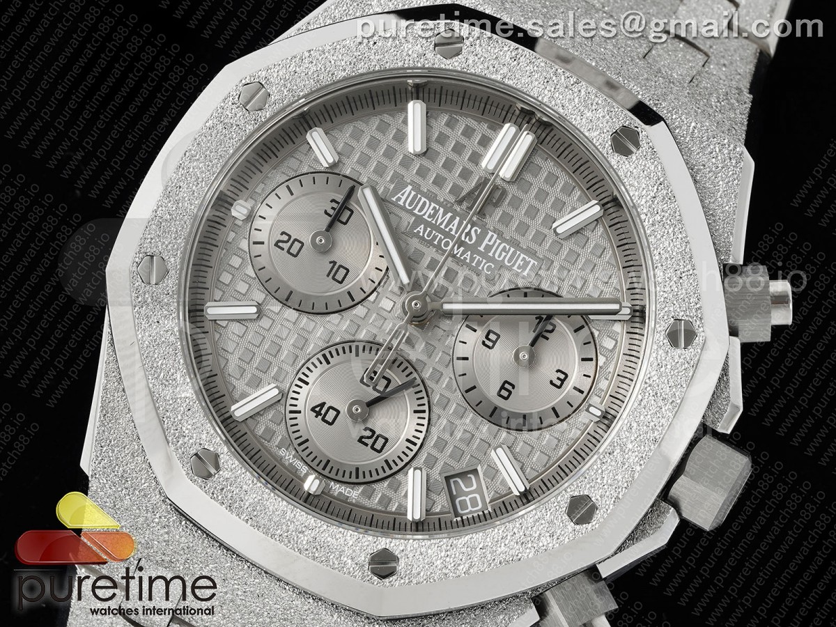 Royal Oak Chrono 26240 Frosted SS APSF Silver Dial on SS Bracelet SA4401