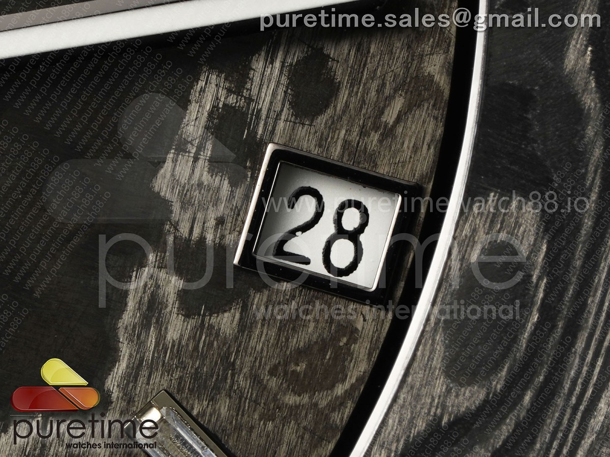 Nautilus 5711 DIW Carbon DIWF Carbon Crystal Dial on Carbon Bracelet 324CS