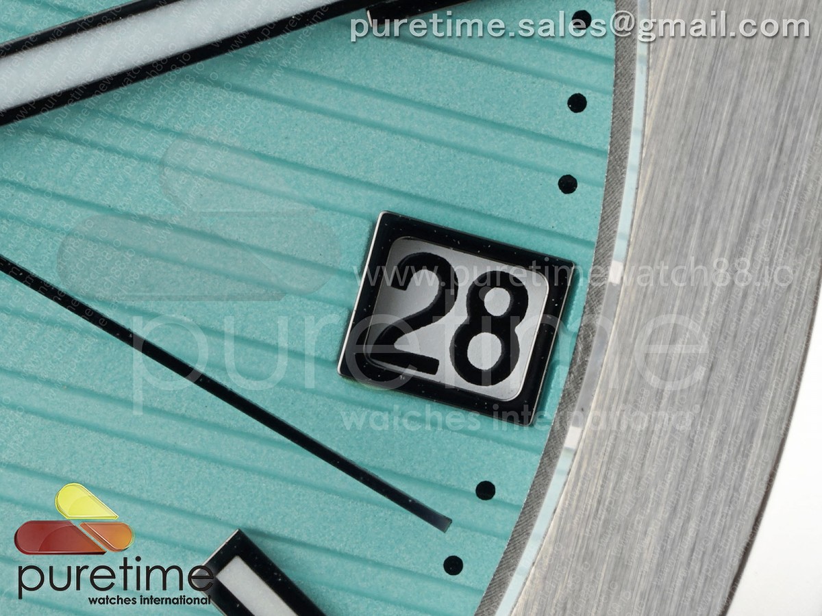 Nautilus 5711 DF Tiffany Blue Dial on SS Bracelet SA324