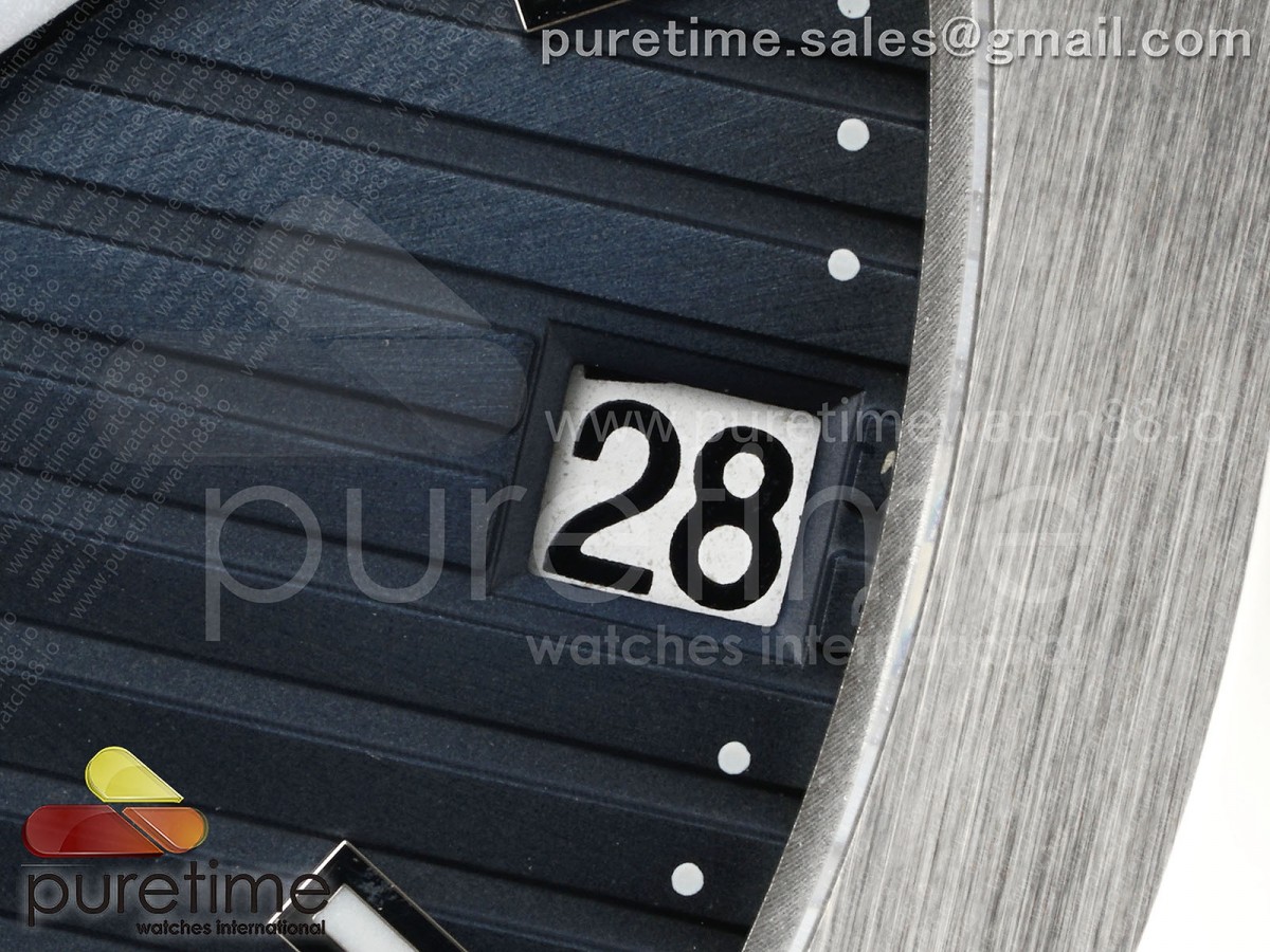 Nautilus 5711 DF Old Blue Dial on SS Bracelet SA324