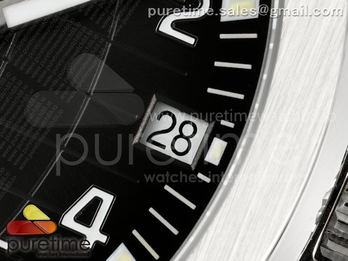 Aquanaut 5167 SS DDF Gray Dial on Green Rubber Strap DD330