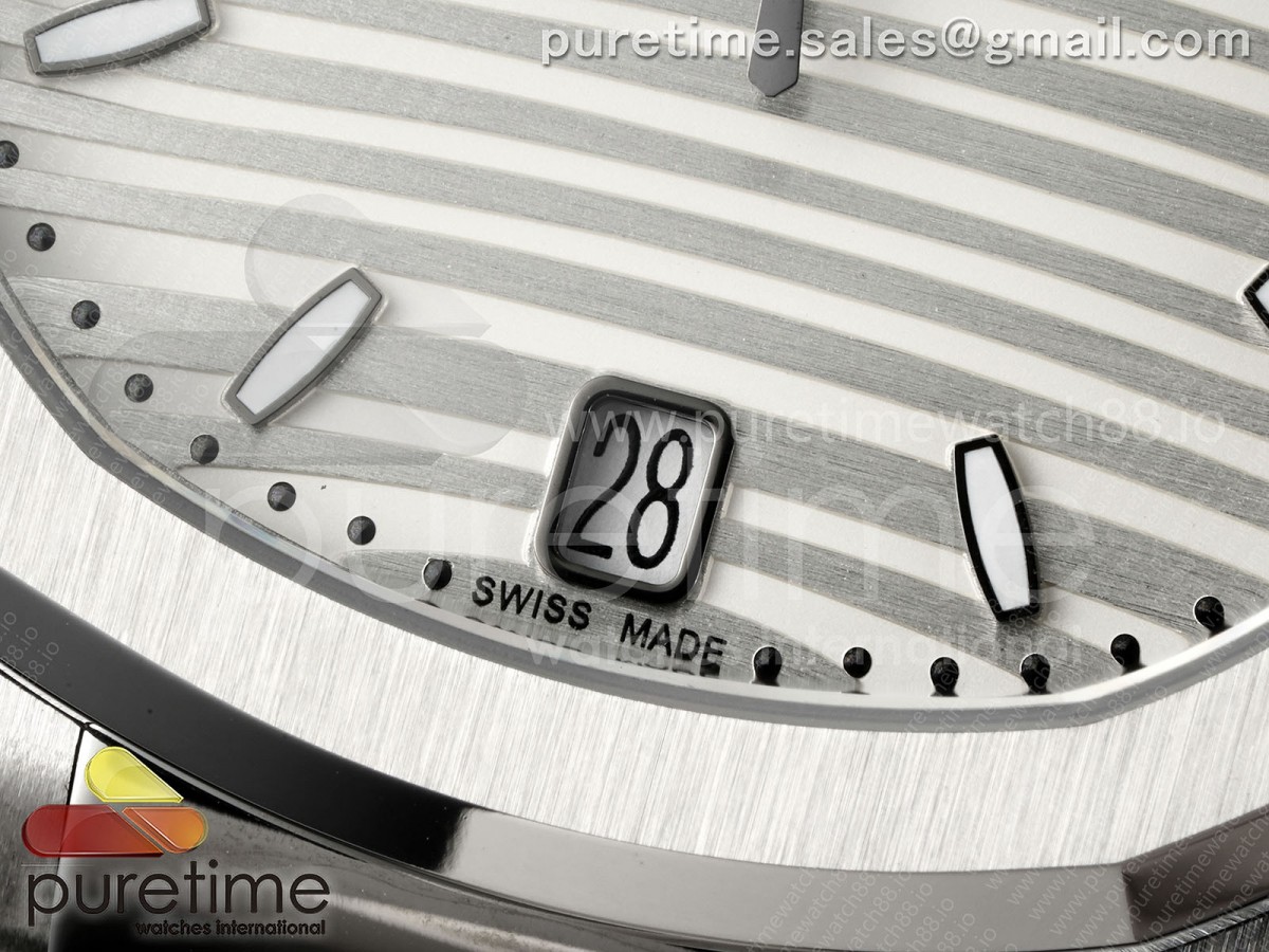 Nautilus 7118 Ladies DDF Silver Dial on SS Bracelet DD324