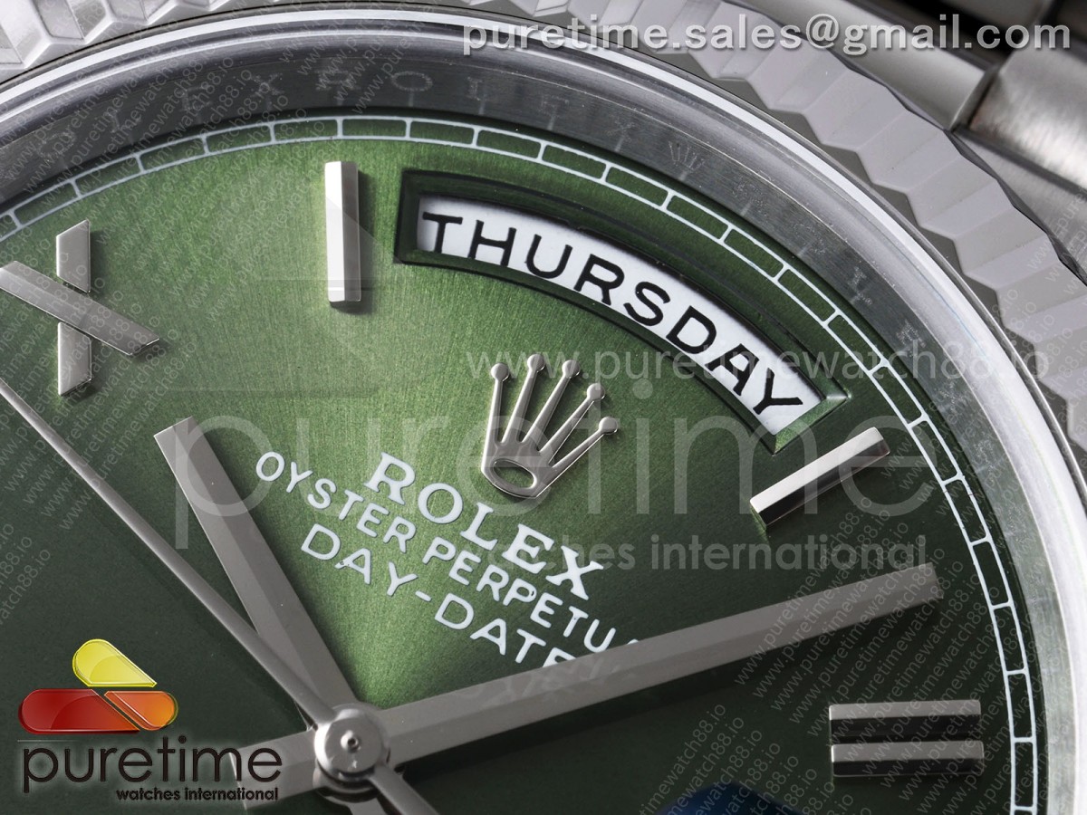 Day Date 40 SS TMF Green Roman Dial on President Bracelet VR3255